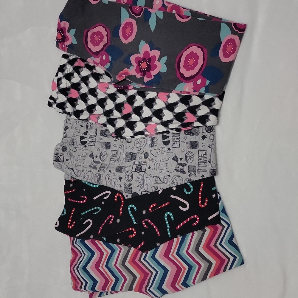 Lot of girls leggings, size 7/8